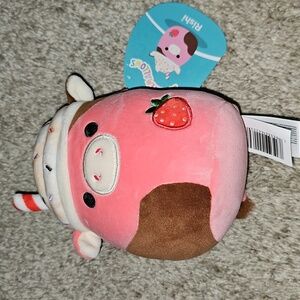 ⭐️ Squishmallow 5” Rishi Cow Strawberry Milkshake